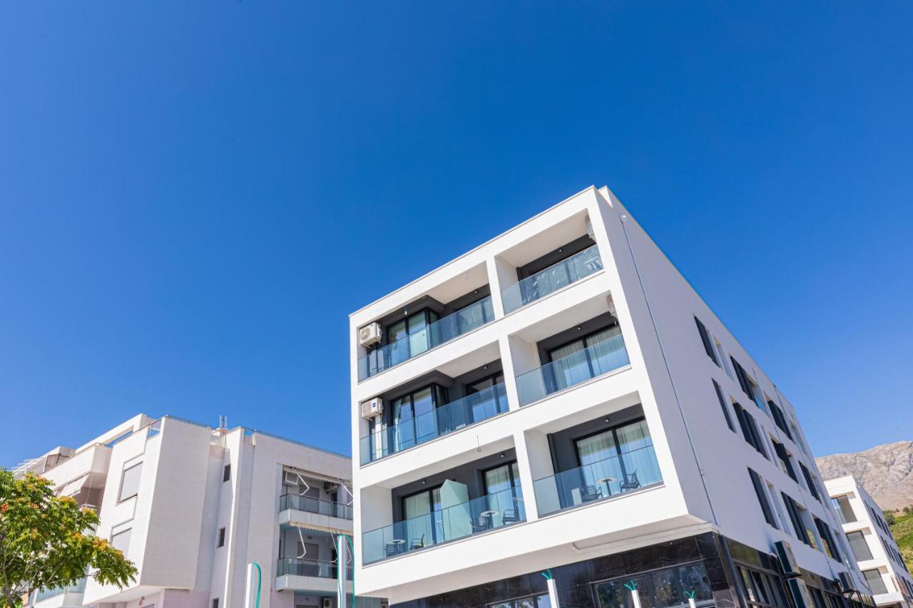 B&B Champagne, Vlore Bay Radhimë Exteriör bild