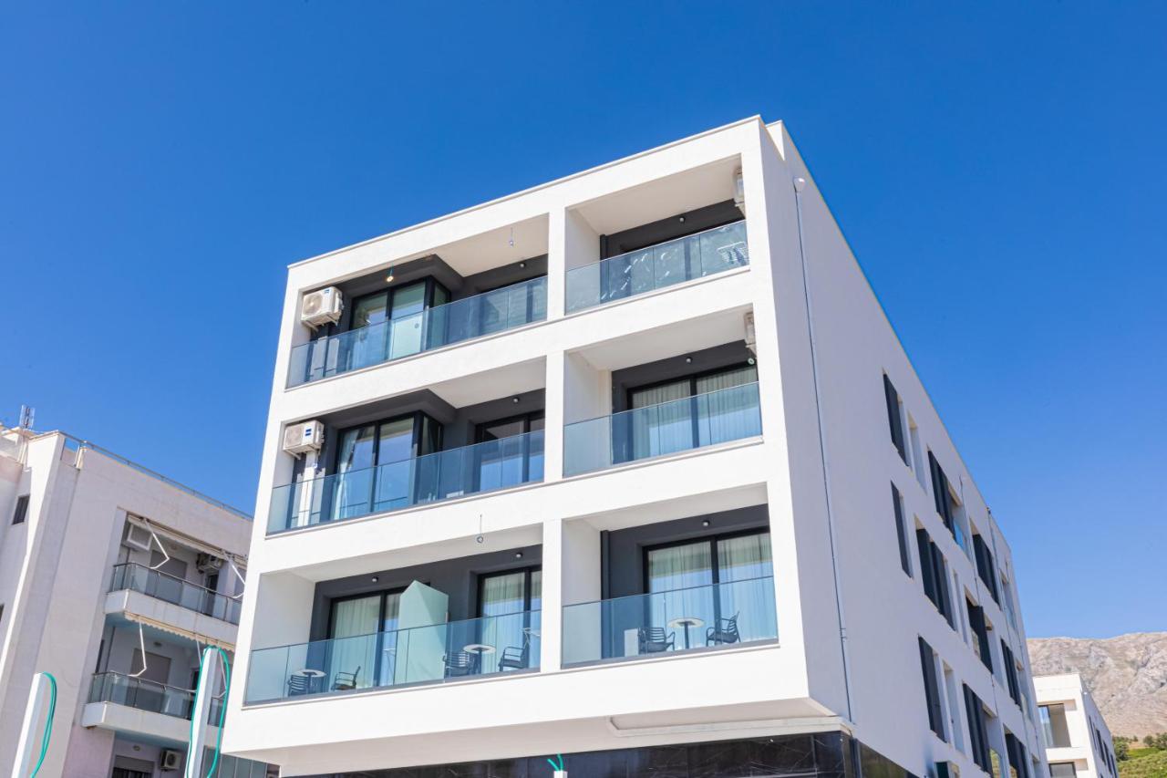 B&B Champagne, Vlore Bay Radhimë Exteriör bild
